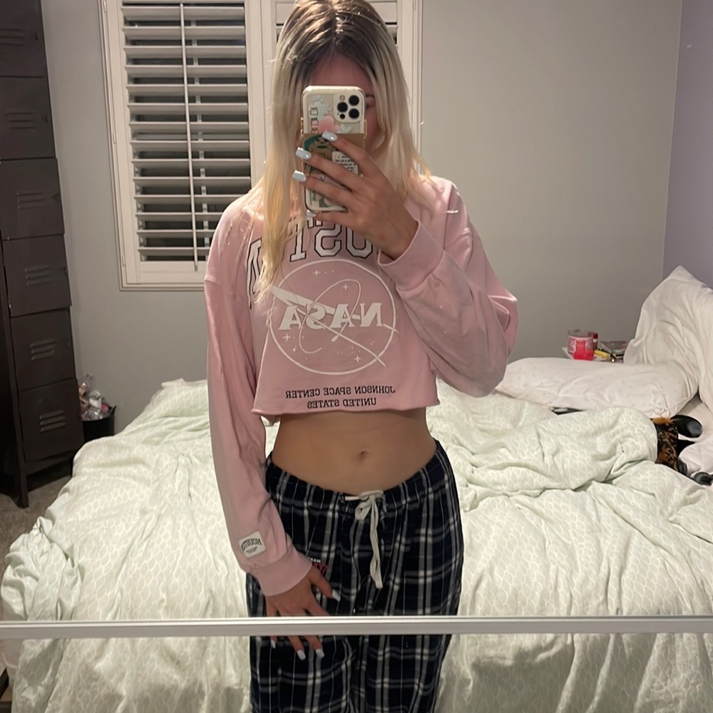 Pink crop long sleeve